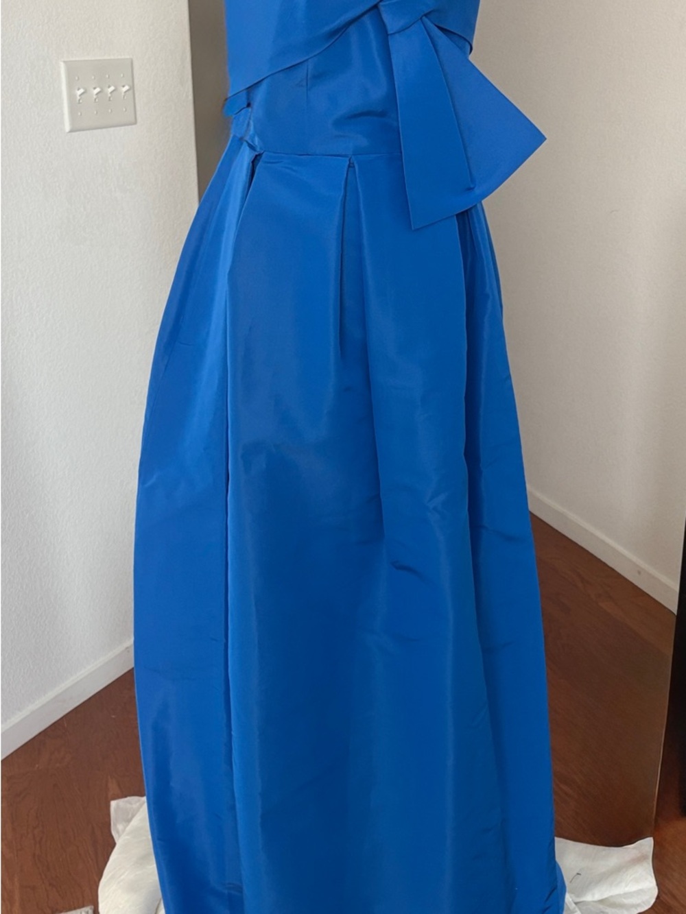 NEW with tags Sachin & Babi Leora GOWN size 14 Retail $1450.00 - Picture 10 of 15